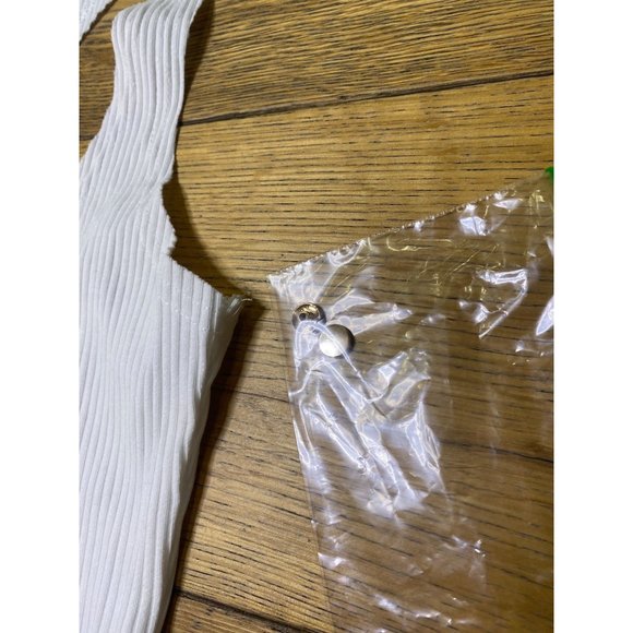 AS-IS Superdown Toni Snap Front White Crop Tank Top Women's Size XS - Picture 6 of 6